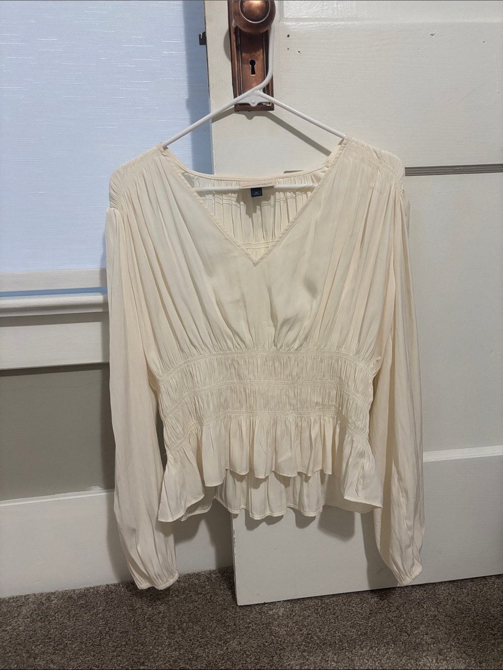 Universal Thread Cream V-Neck Smocked Peasant Blouse